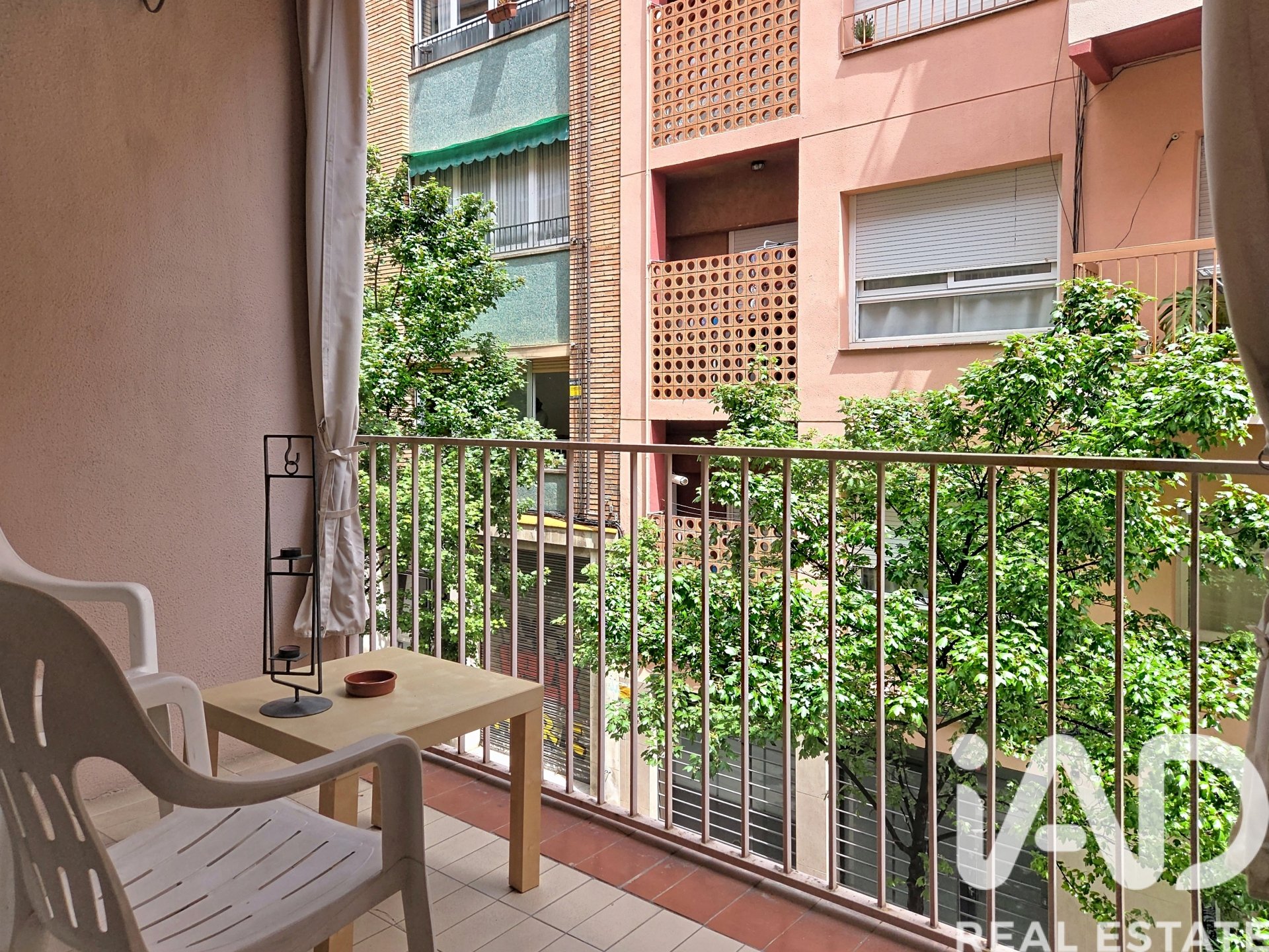 Wohnung in Barcelona, Spanien 3 Schlafzimmer, 88 m2 Nr. 172428