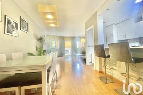 Appartamento a Malgrat de Mar, Barcelona, Spagna 3 camere da letto, 135 mq. N° 153910