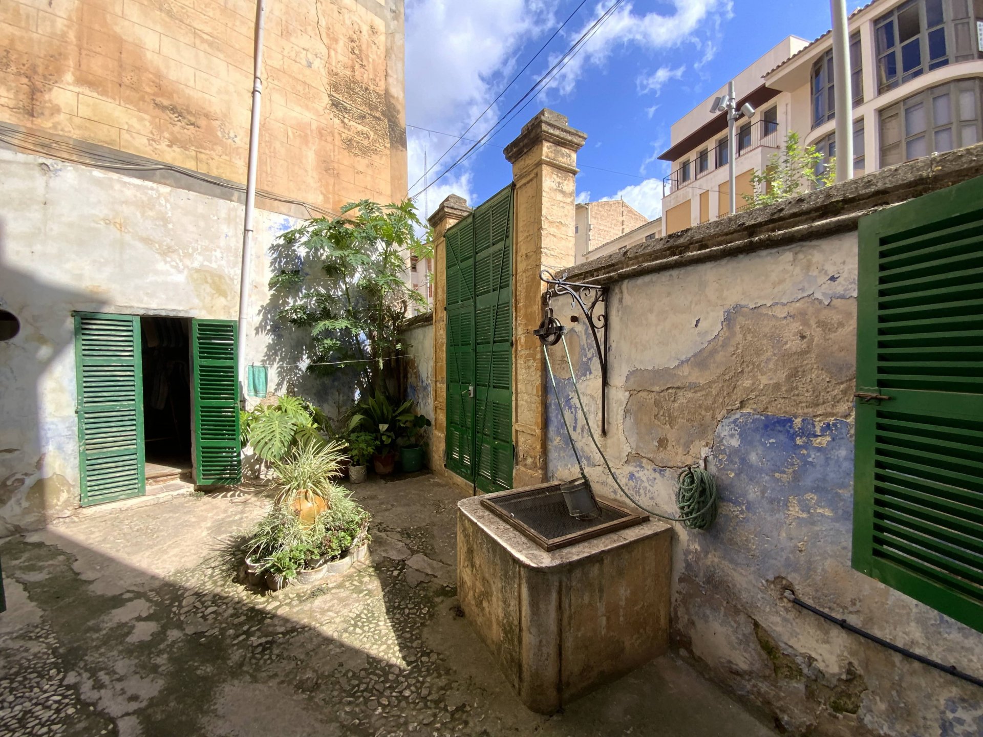 Radhus i Manacor, Mallorca, Spanien 8 sovrum, 600 kvm. Nr. 111844