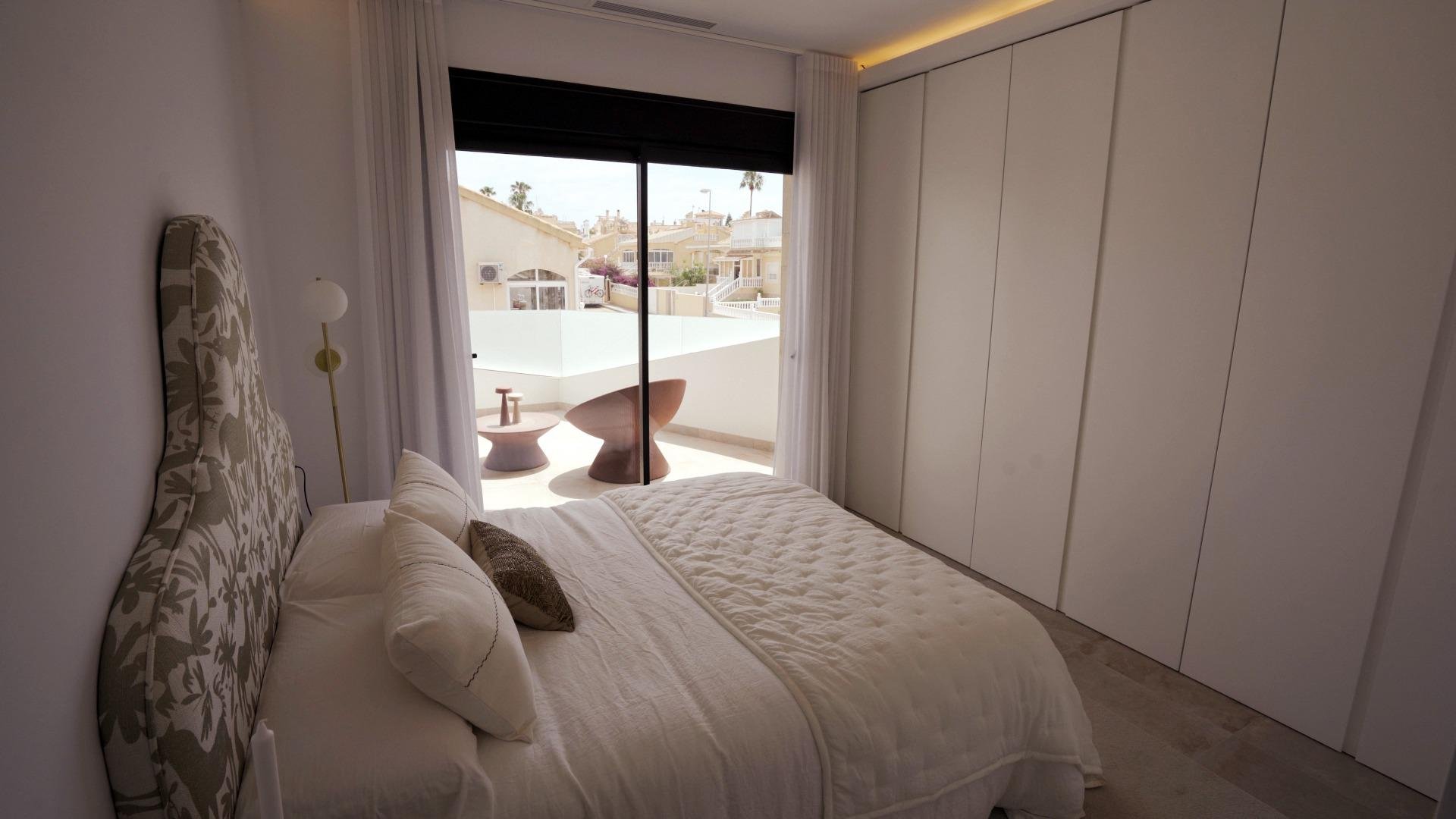 Huvila La Florida, Alicante, Espanja 3 makuuhuonetta, 320 m2 No. 165360