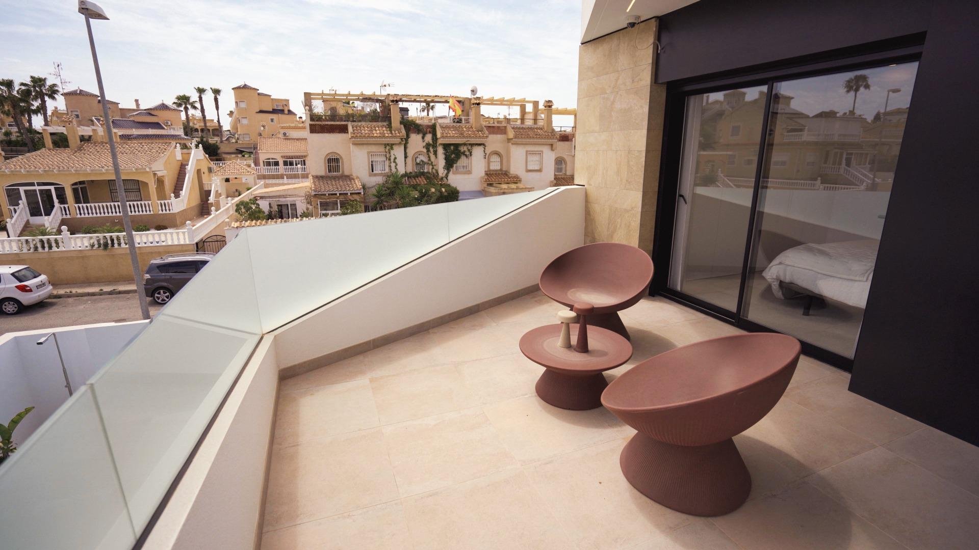 Huvila La Florida, Alicante, Espanja 3 makuuhuonetta, 320 m2 No. 165360