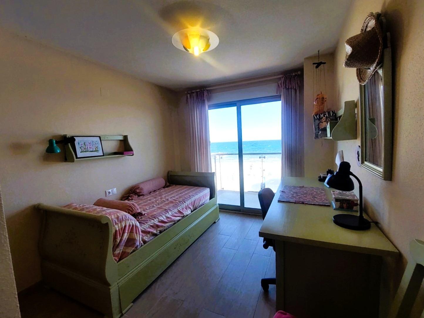 Wohnung in Torrevieja, Alicante, Spanien 4 Schlafzimmer, 176 m2 Nr. 165362
