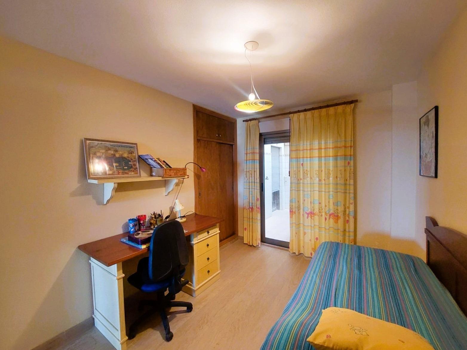 Wohnung in Torrevieja, Alicante, Spanien 4 Schlafzimmer, 176 m2 Nr. 165362