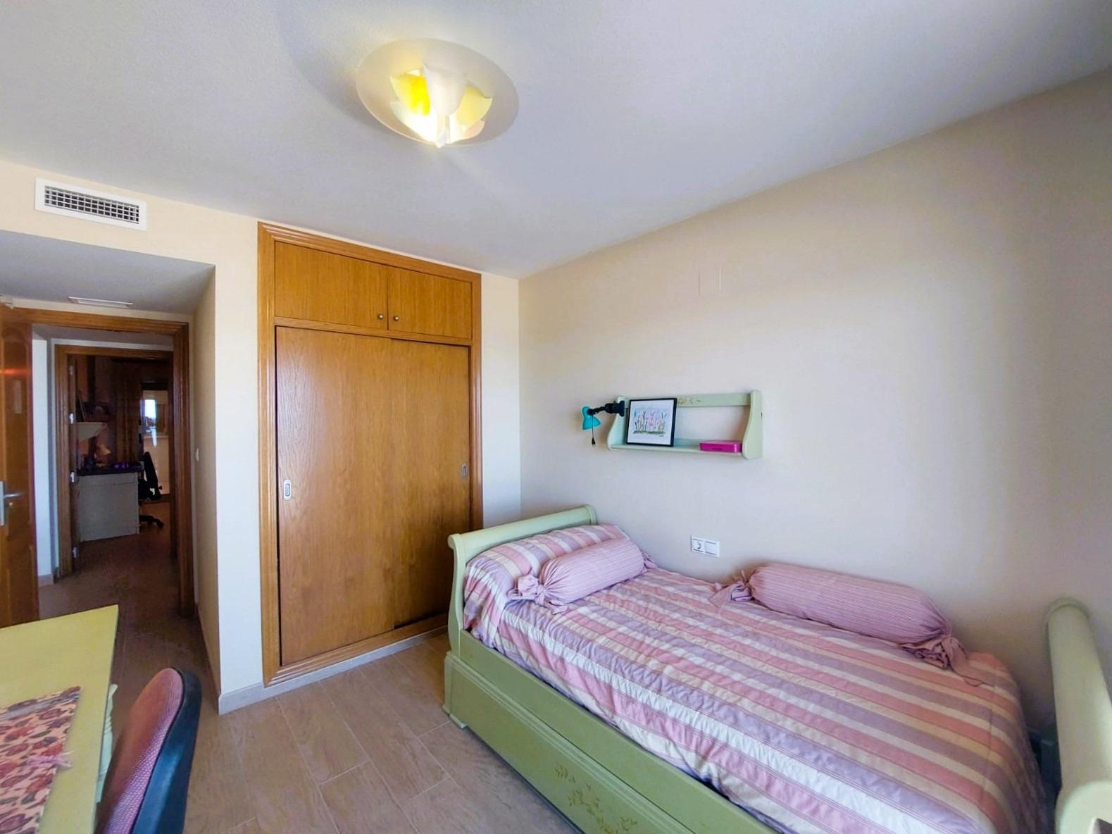 Wohnung in Torrevieja, Alicante, Spanien 4 Schlafzimmer, 176 m2 Nr. 165362