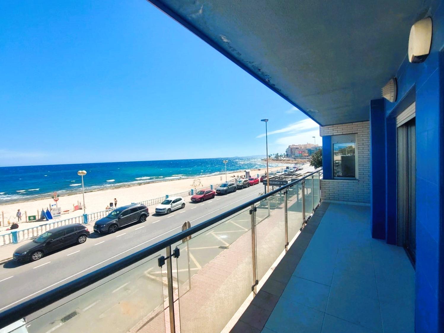 Wohnung in Torrevieja, Alicante, Spanien 4 Schlafzimmer, 176 m2 Nr. 165362