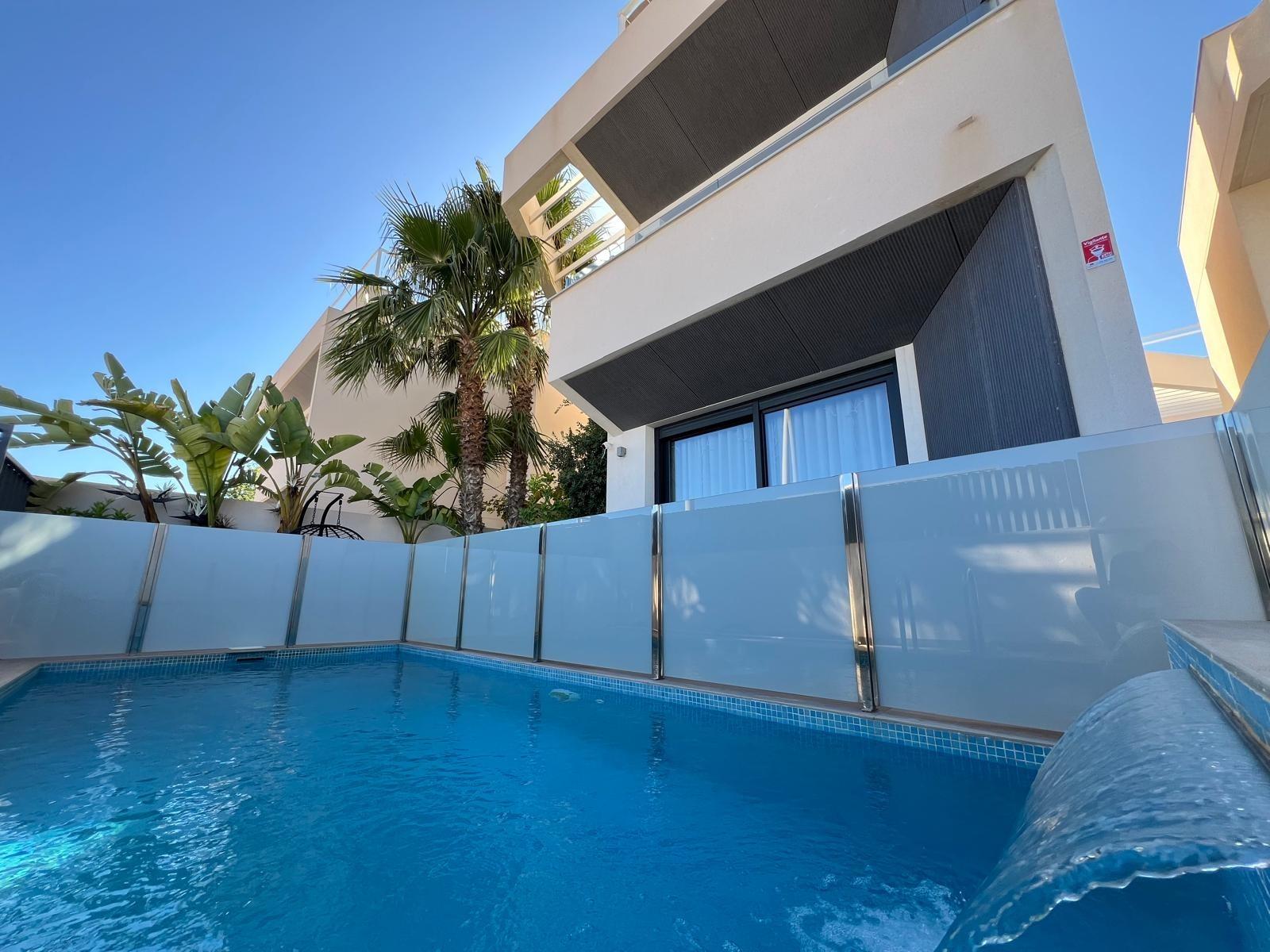 Villa à La Veleta, Alicante, Espagne 3 chambres, 140 m2 No. 165356
