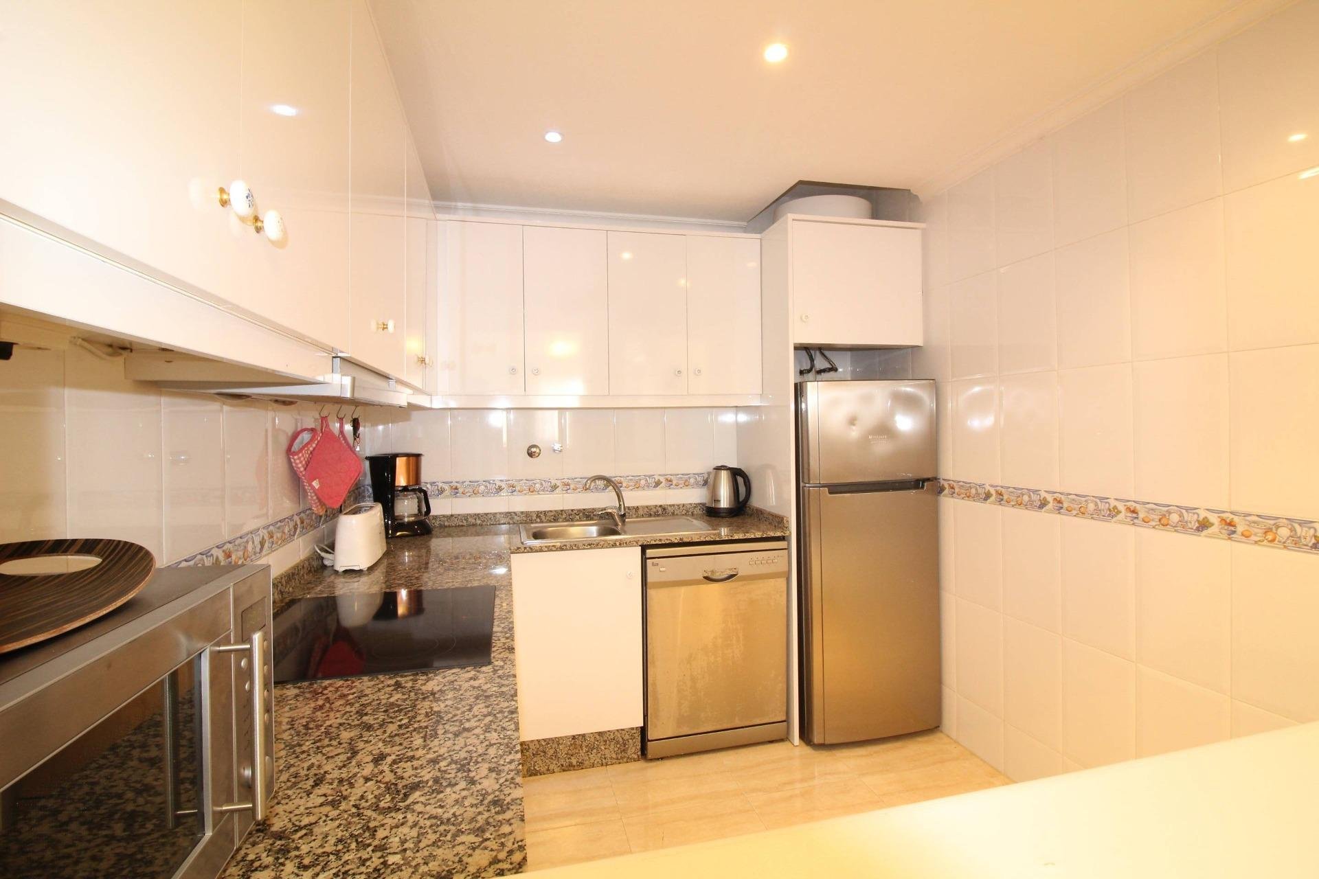 Apartment à Torrevieja, Alicante, Espagne 2 chambres, 67 m2 No. 184249