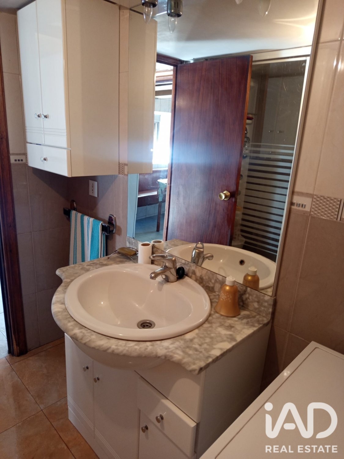 Villa in Vegaquemada, Leon, Spain 5 bedrooms, 156 sq.m. No. 195096