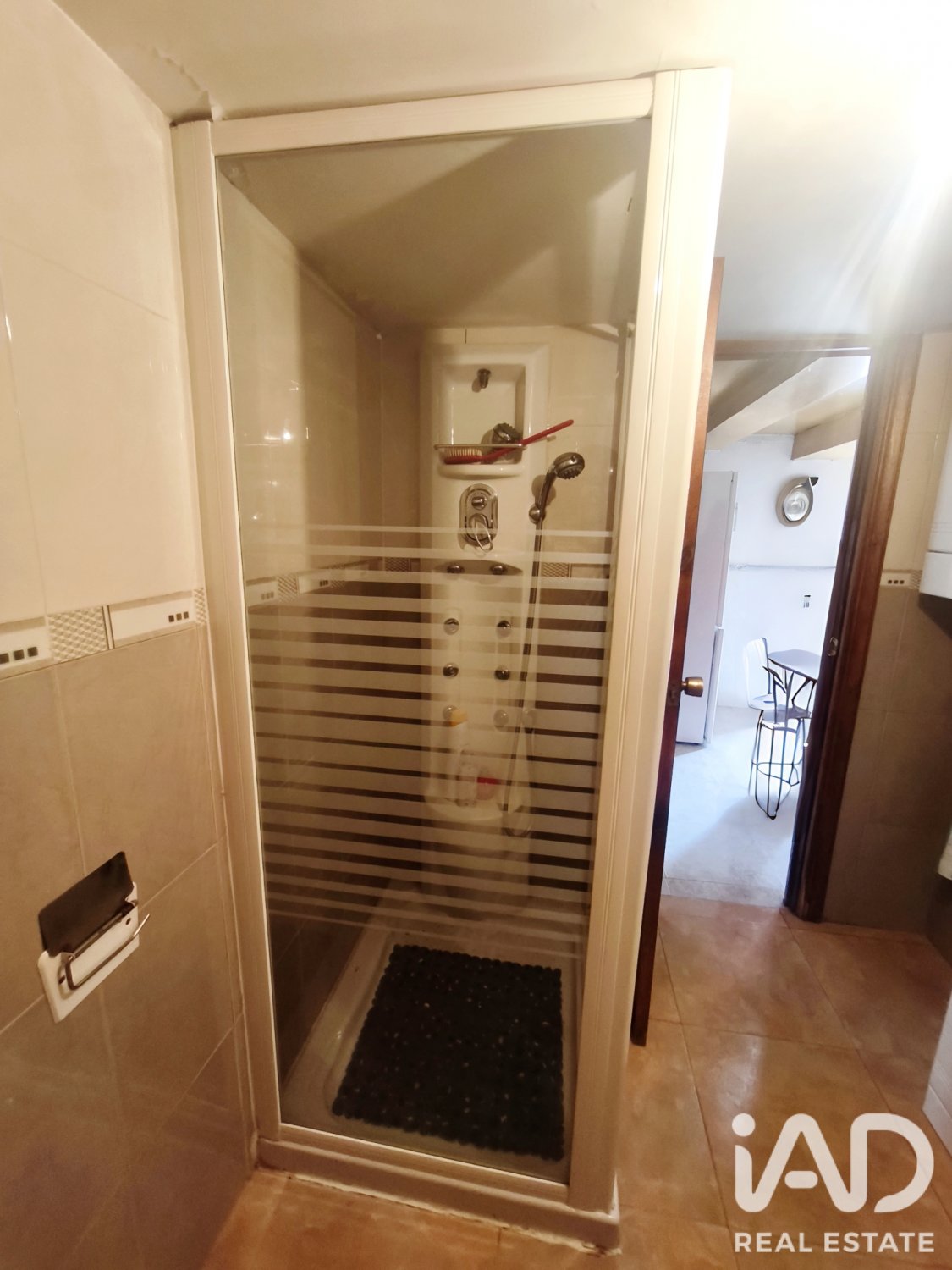 Villa in Vegaquemada, Leon, Spain 5 bedrooms, 156 sq.m. No. 195096