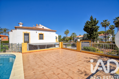 House in Denia, Alicante, Spain 8 bedrooms, 525 sq.m. No. 195151