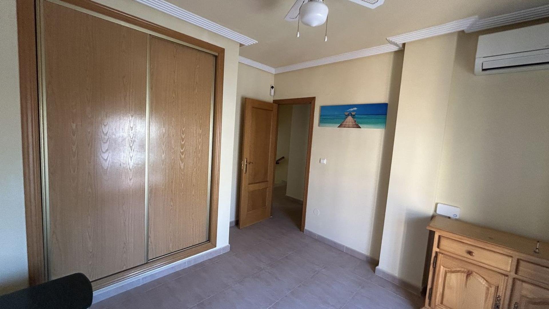 Villetta a schiera a Torrevieja, Alicante, Spagna 2 camere da letto, 90 mq. N° 138397