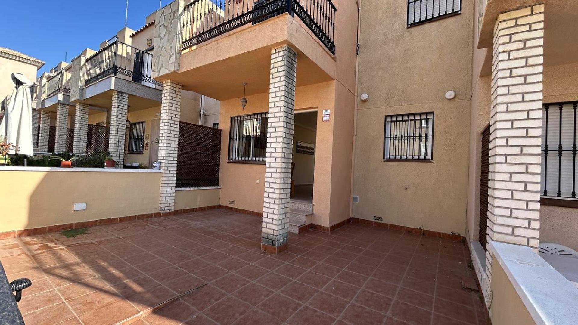 Villetta a schiera a Torrevieja, Alicante, Spagna 2 camere da letto, 90 mq. N° 138397