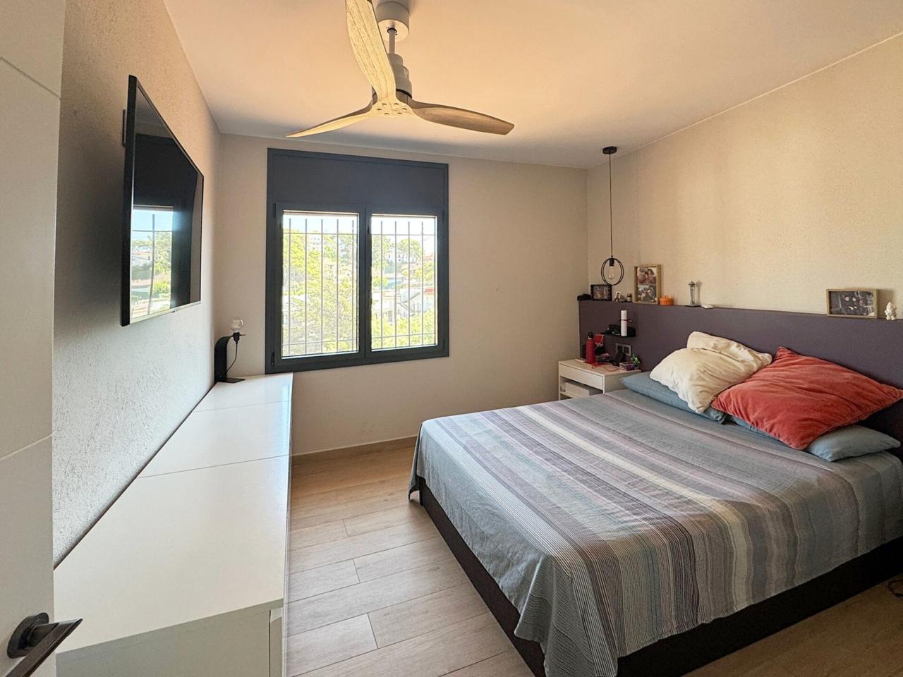 Dom w Lloret de Mar, Girona, Hiszpania 4 sypialnie, 239 mkw. nr 140796