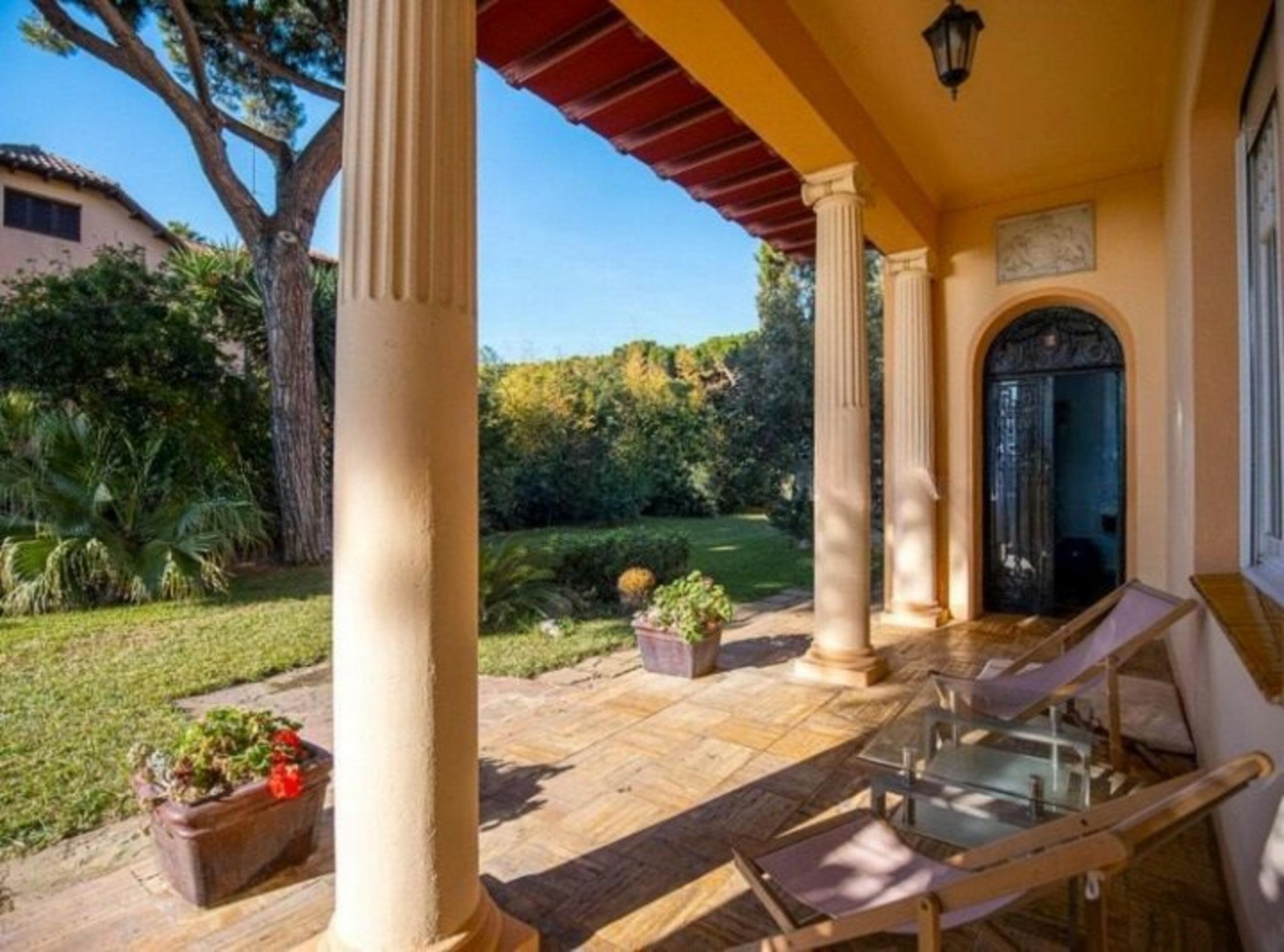 House in Sant Vicenc De Montalt, Barcelona, Spain 9 bedrooms, 1600 sq.m. No. 140794