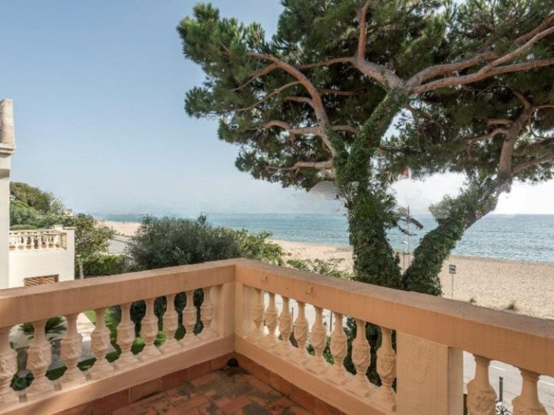 House in Sant Vicenc De Montalt, Barcelona, Spain 9 bedrooms, 1600 sq.m. No. 140794