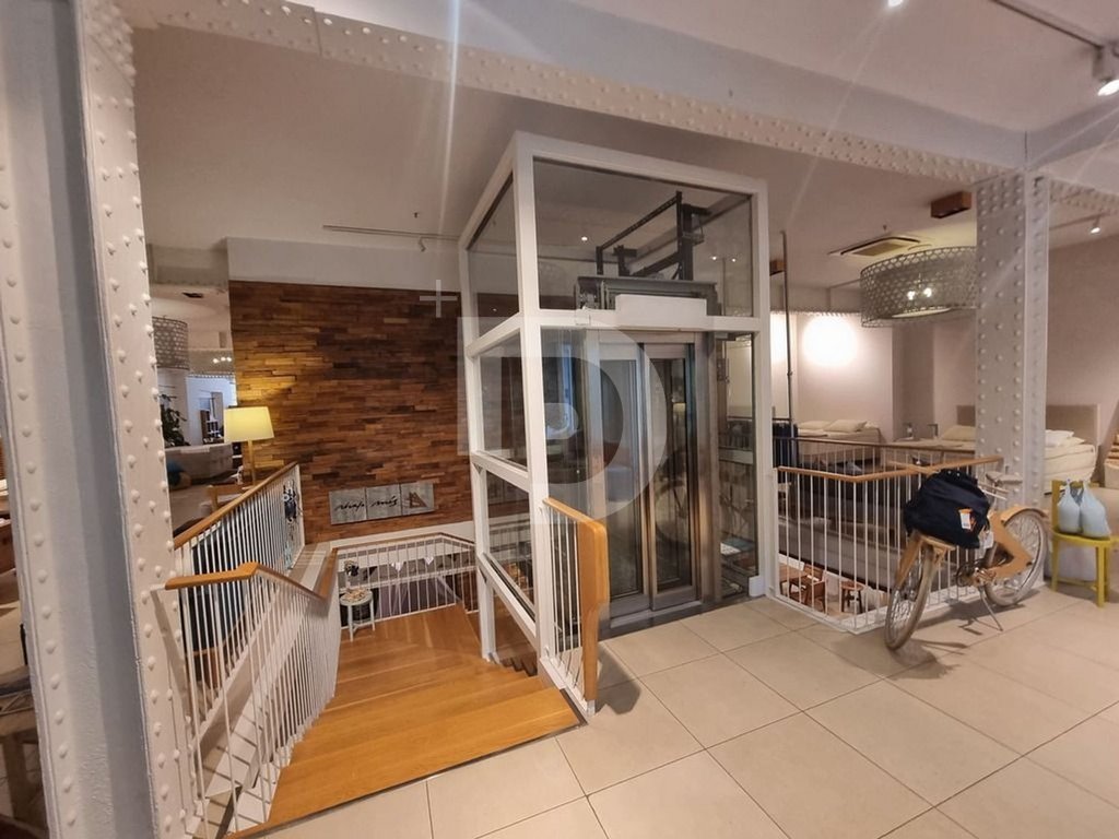 Commercial property à Barcelona, Espagne 1016 m2 No. 154859
