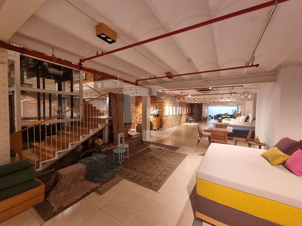 Commercial property à Barcelona, Espagne 1016 m2 No. 154859