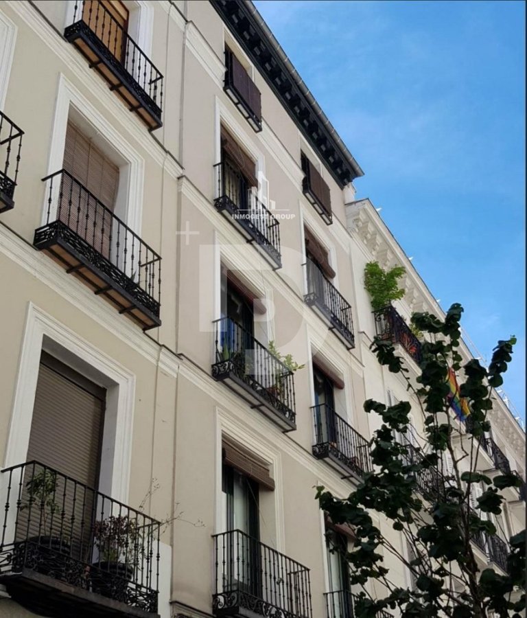 Commercial property à Sants-Montjuic, Barcelona, Espagne 281 m2 No. 154861