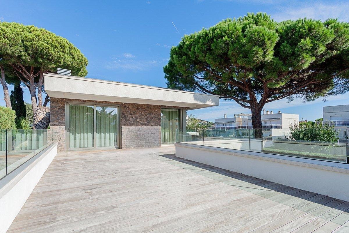 Casa a Platja D'aro, Girona, Spagna 4 camere da letto, 1050 mq. N° 140828