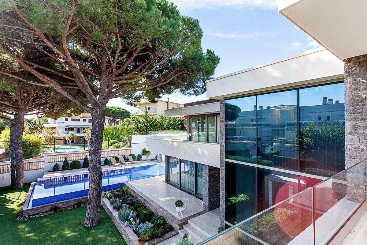 Casa a Platja D'aro, Girona, Spagna 4 camere da letto, 1050 mq. N° 140828