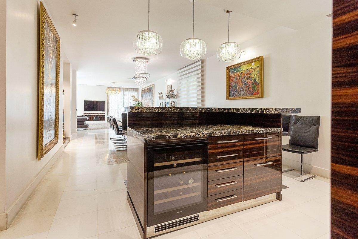 Casa a Platja D'aro, Girona, Spagna 4 camere da letto, 1050 mq. N° 140828
