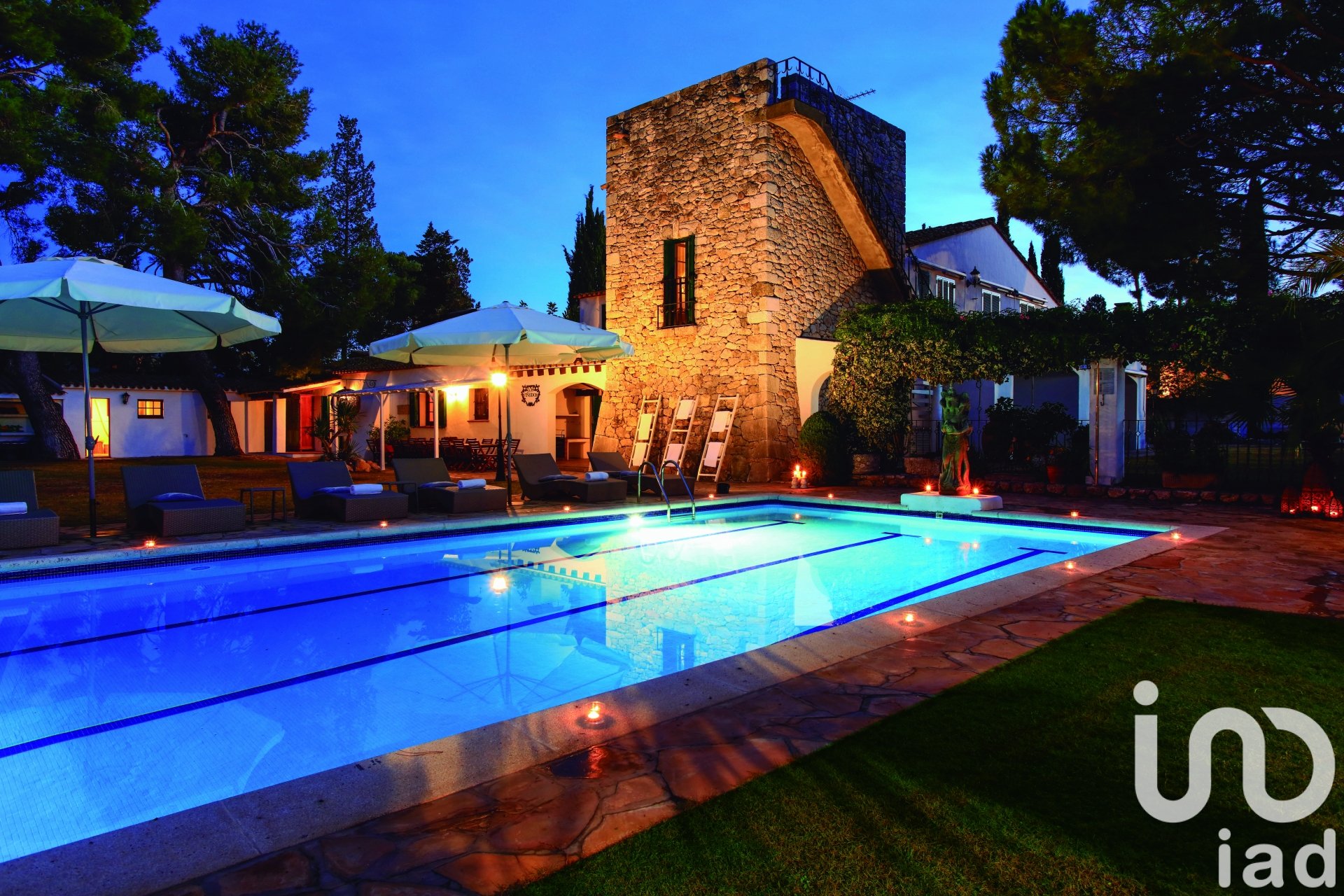 House à Sant Pere de Ribes, Barcelona, Espagne 11 chambres, 1031 m2 No. 153084