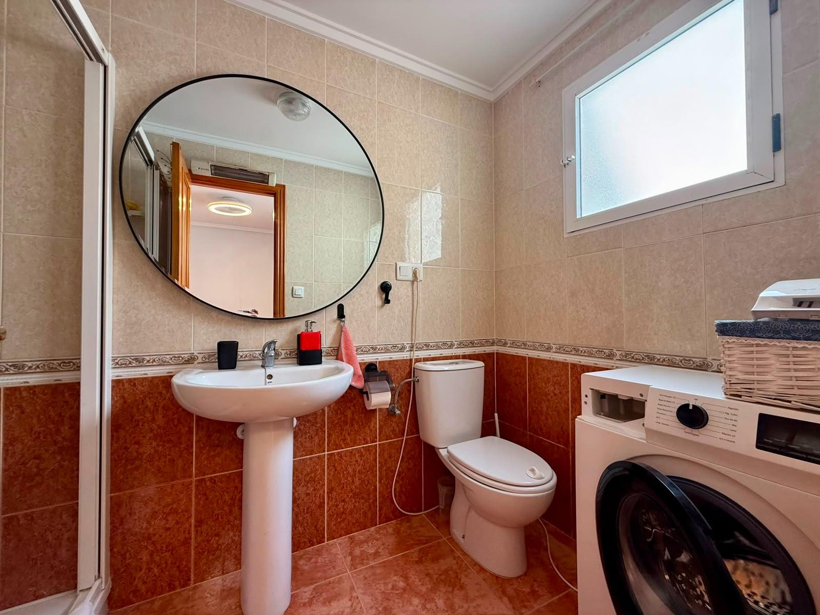 Apartamento en Torrevieja, Alicante, España 3 dormitorios, 82 m2 No. 190345