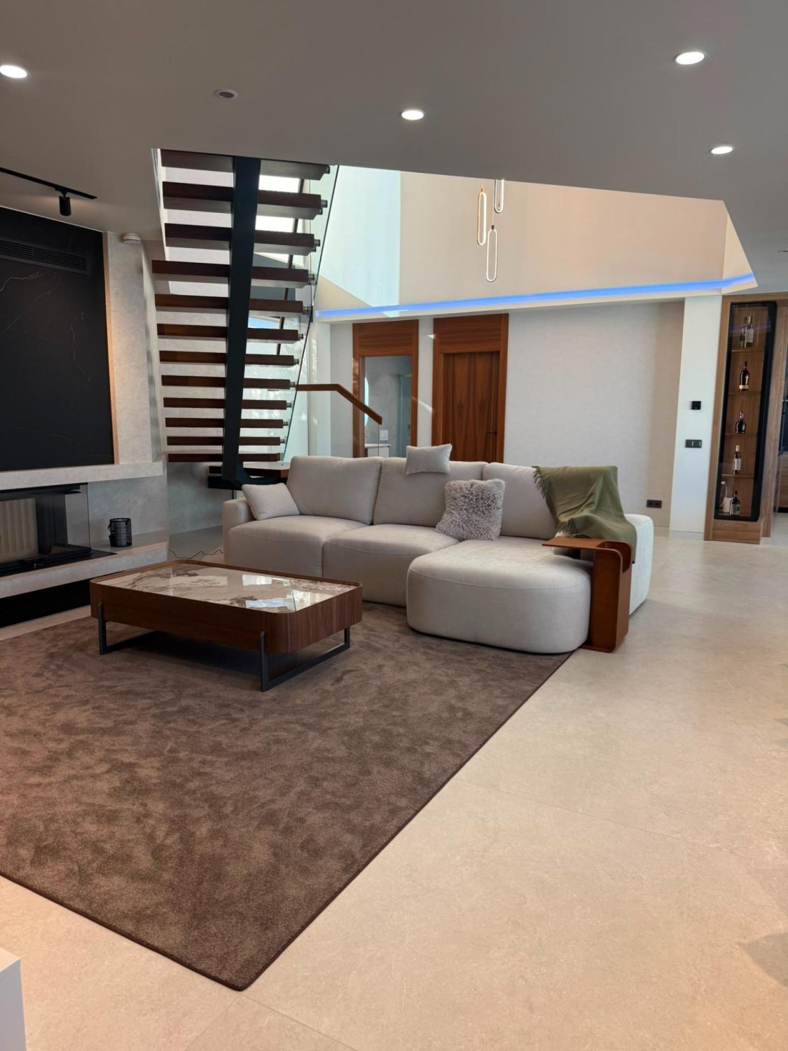 Villa à Alicante, Espagne 5 chambres, 425 m2 No. 190343