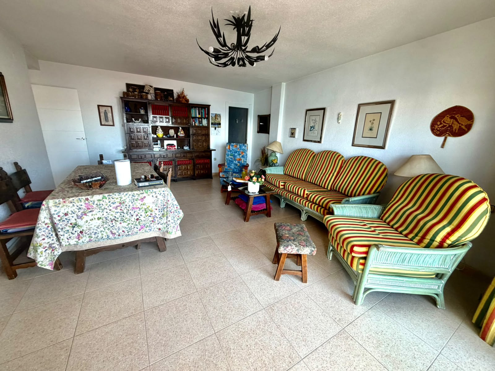 Apartamento en Torrevieja, Alicante, España 3 dormitorios, 93 m2 No. 195970