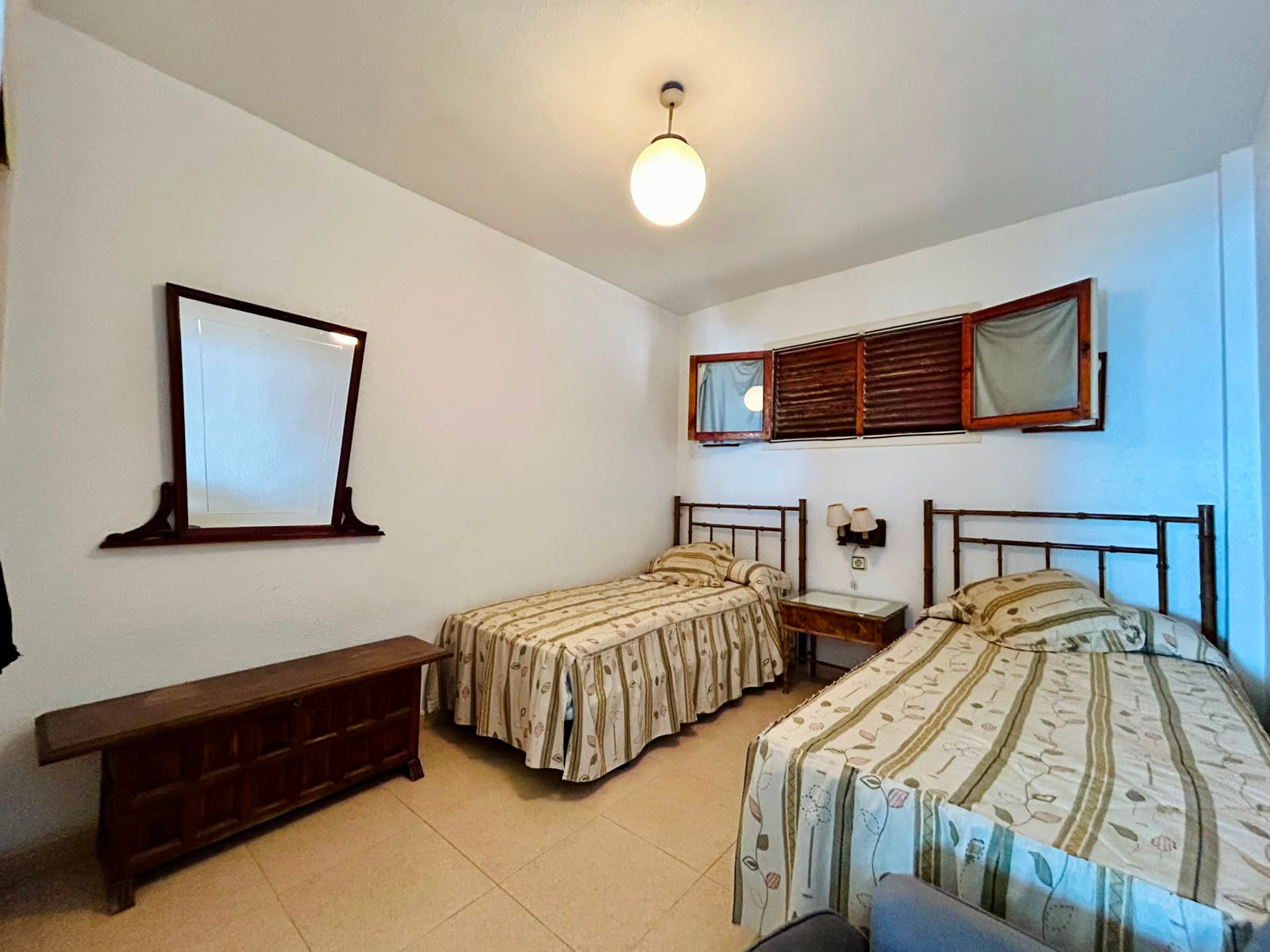 Apartamento en Torrevieja, Alicante, España 3 dormitorios, 93 m2 No. 195970