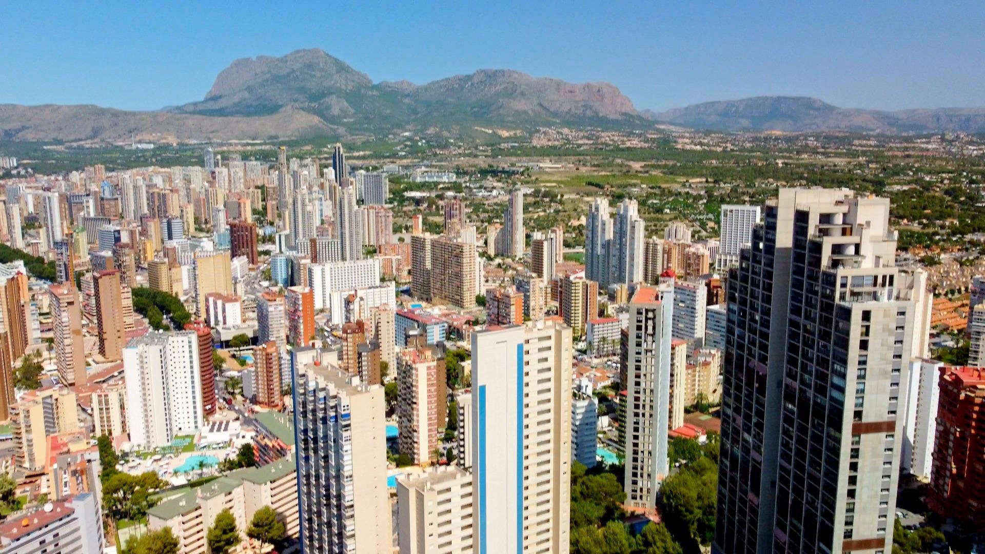 Apartment à Benidorm, Alicante, Espagne 4 chambres, 900 m2 No. 165242