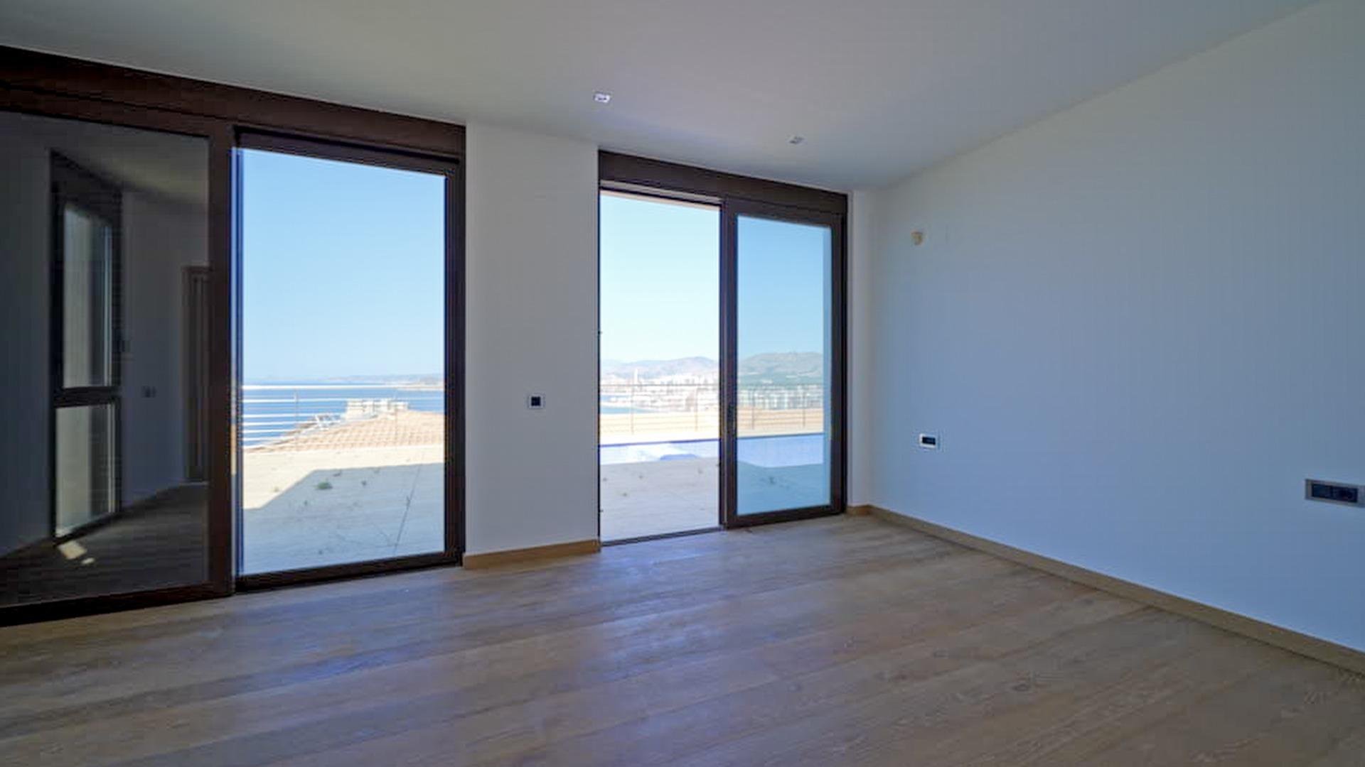 Apartment à Benidorm, Alicante, Espagne 4 chambres, 900 m2 No. 165242
