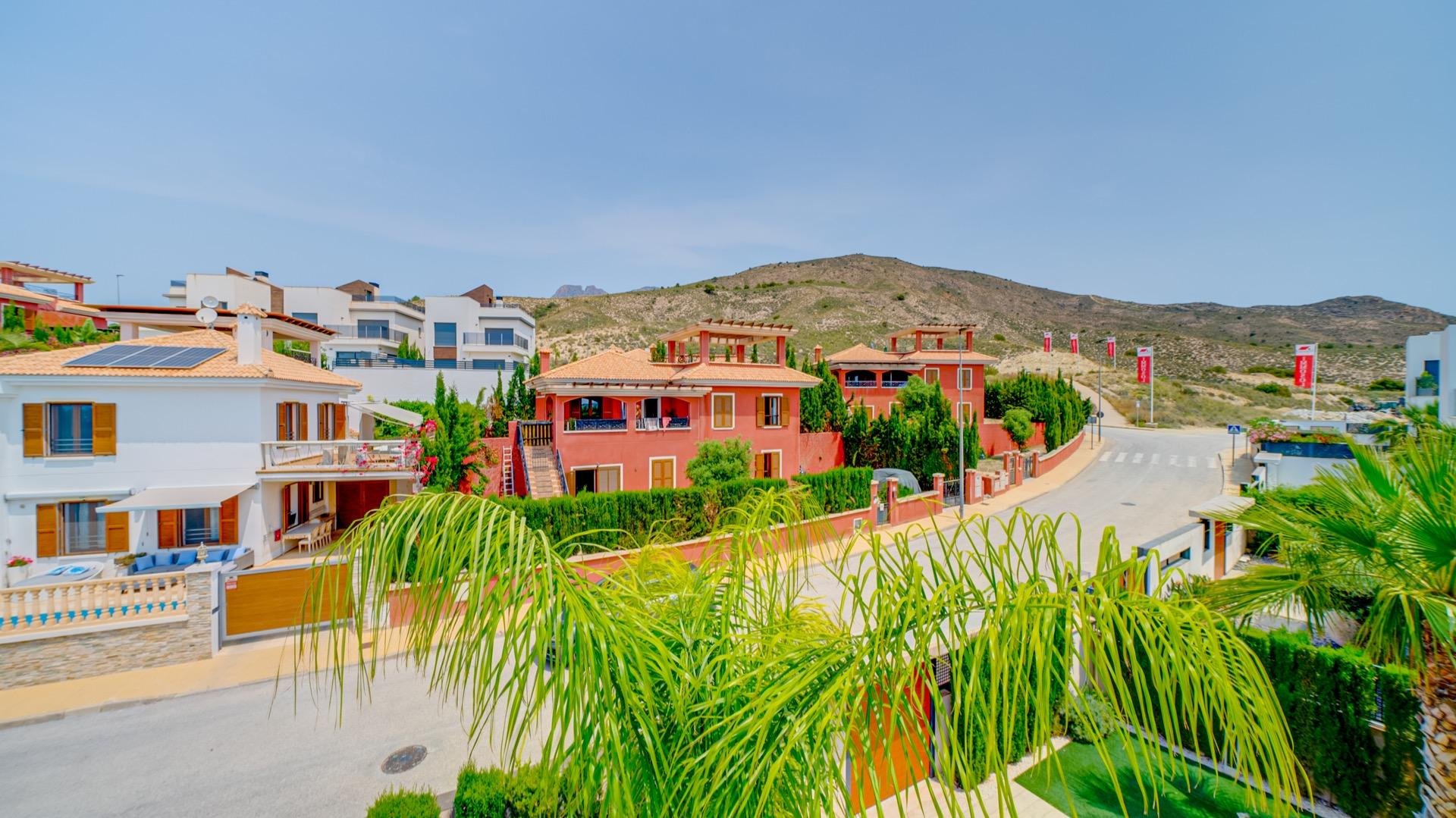 Villa à Finestrat, Alicante, Espagne 5 chambres, 242 m2 No. 165241