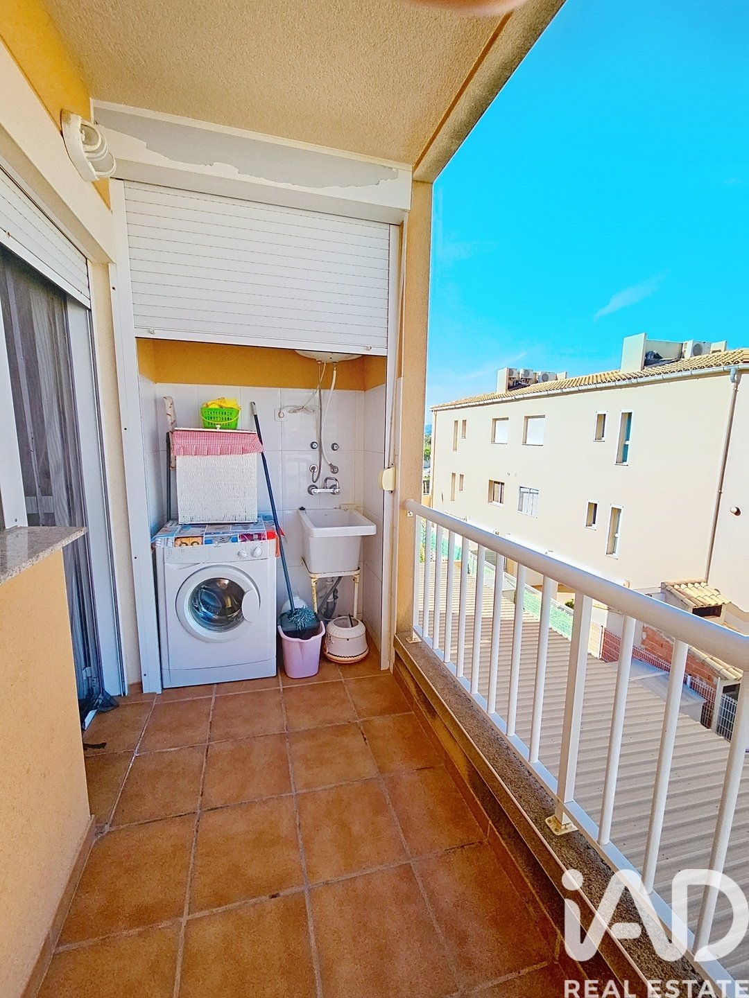 Apartment in Miramar, Valencia, Spain 3 bedrooms, 210 sq.m. No. 152831