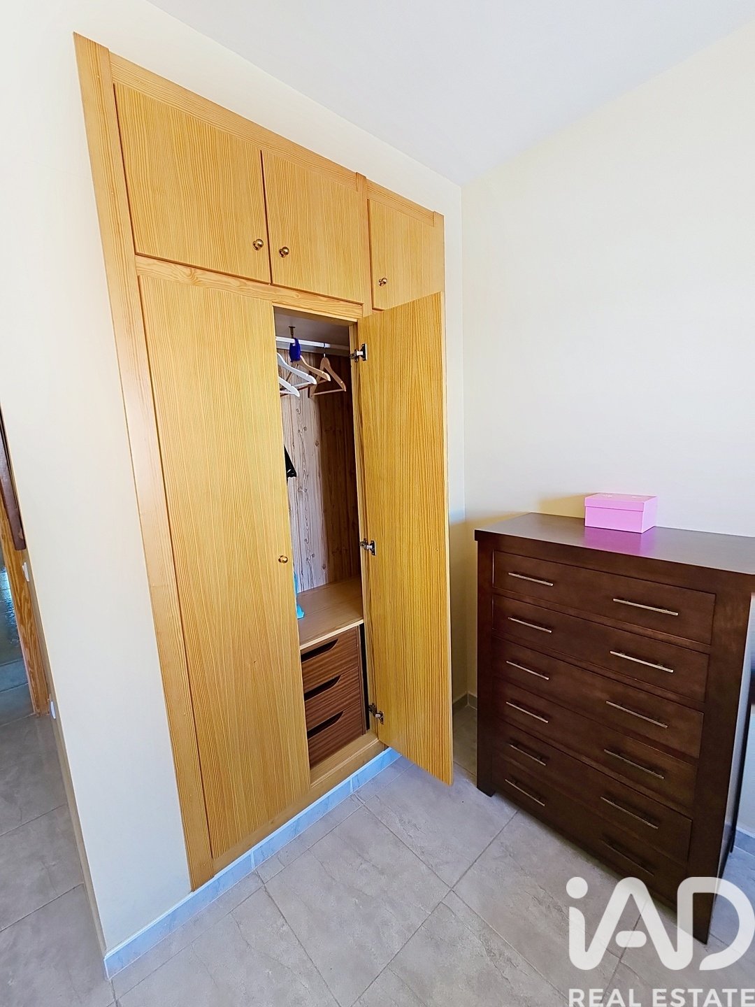 Apartment in Miramar, Valencia, Spain 3 bedrooms, 210 sq.m. No. 152831
