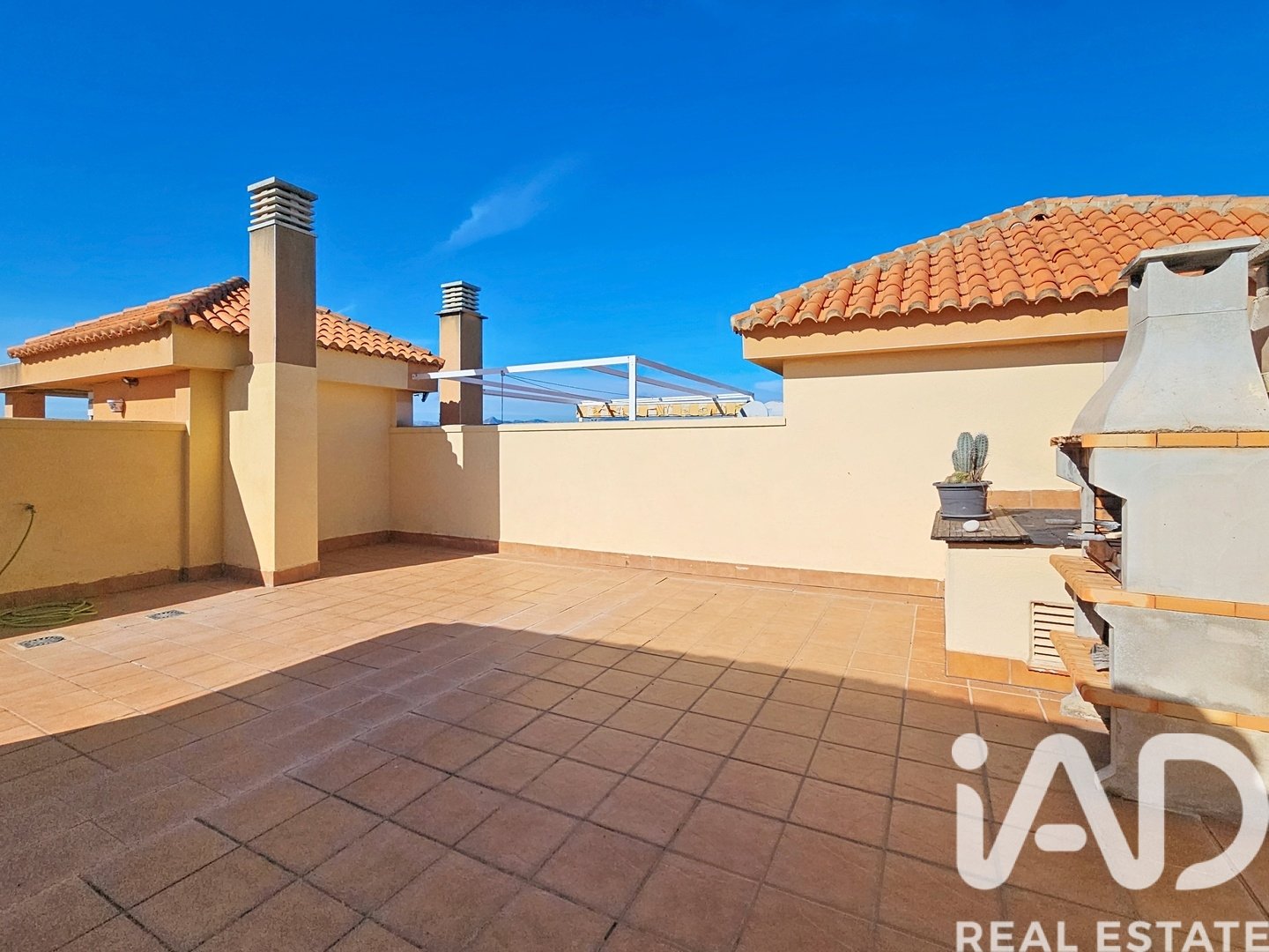 Apartment in Miramar, Valencia, Spain 3 bedrooms, 210 sq.m. No. 152831