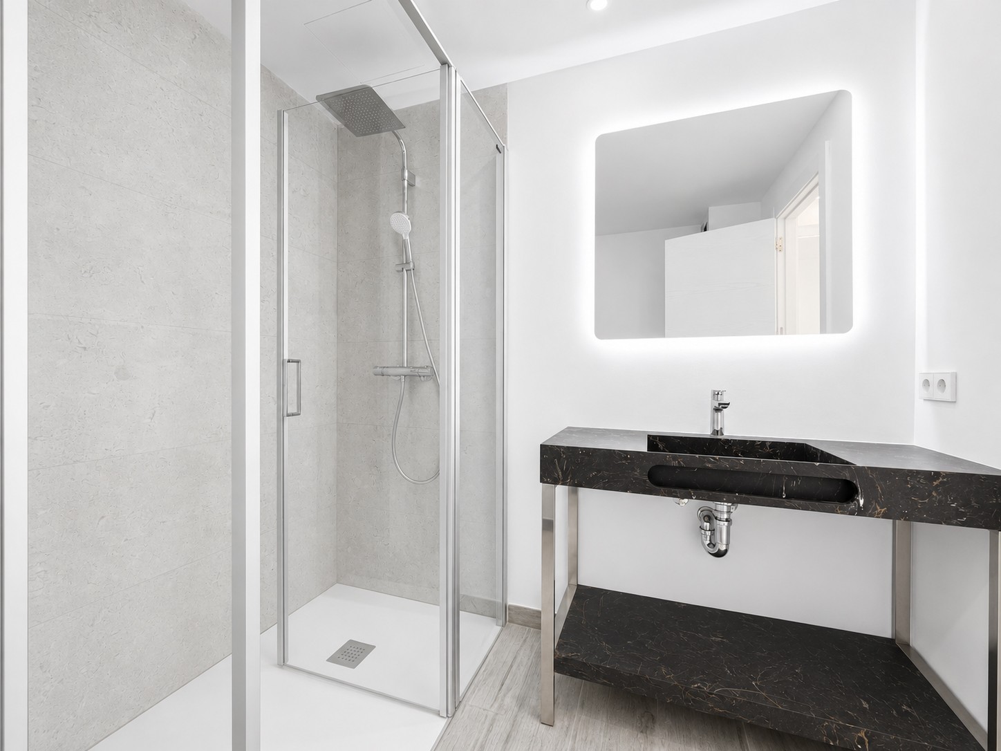 Huoneisto Santa Ponsa, Mallorca, Espanja 3 makuuhuonetta, 100 m2 No. 180975