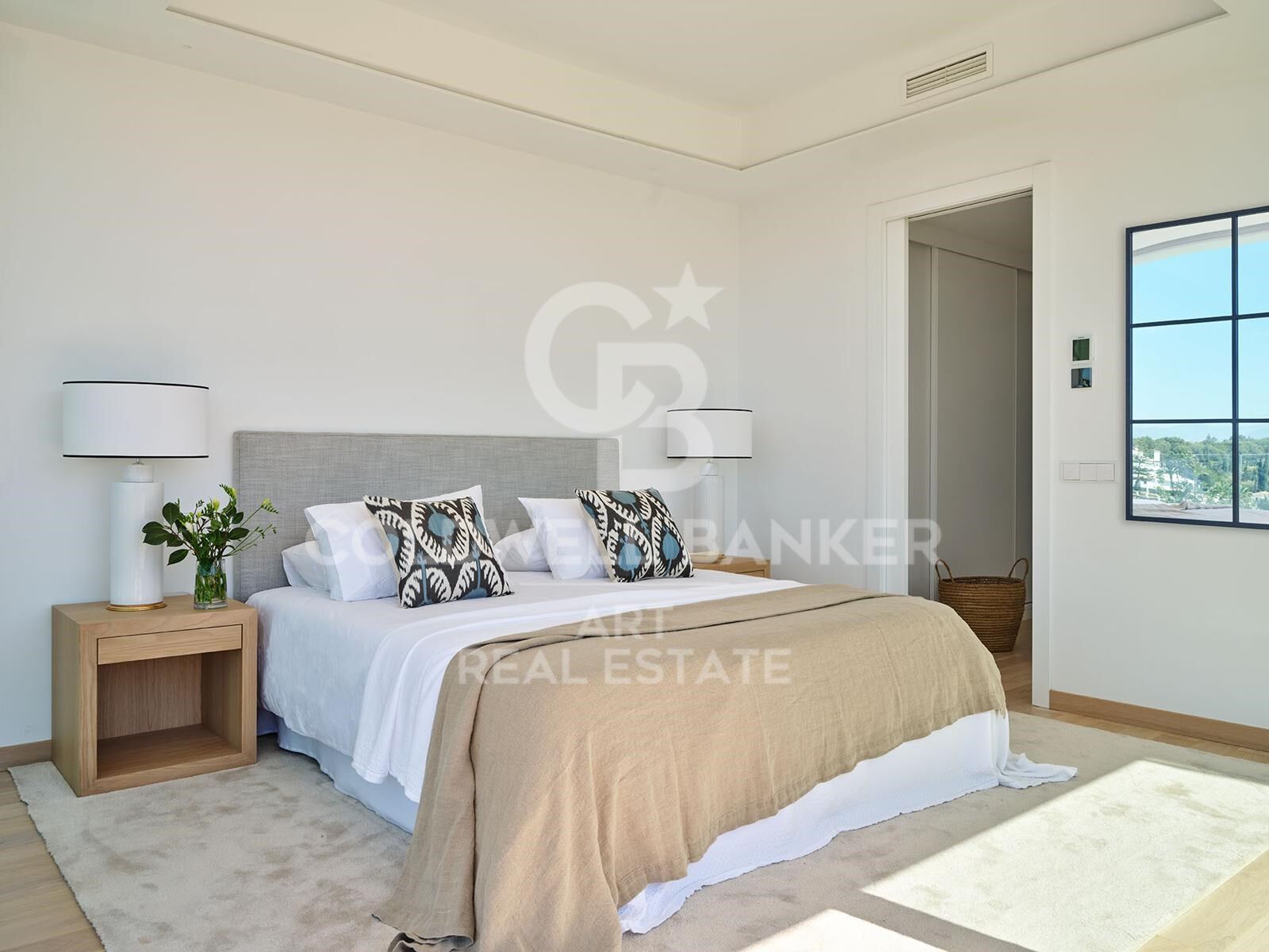 House à Marbella, Malaga, Espagne 5 chambres, 348 m2 No. 159534