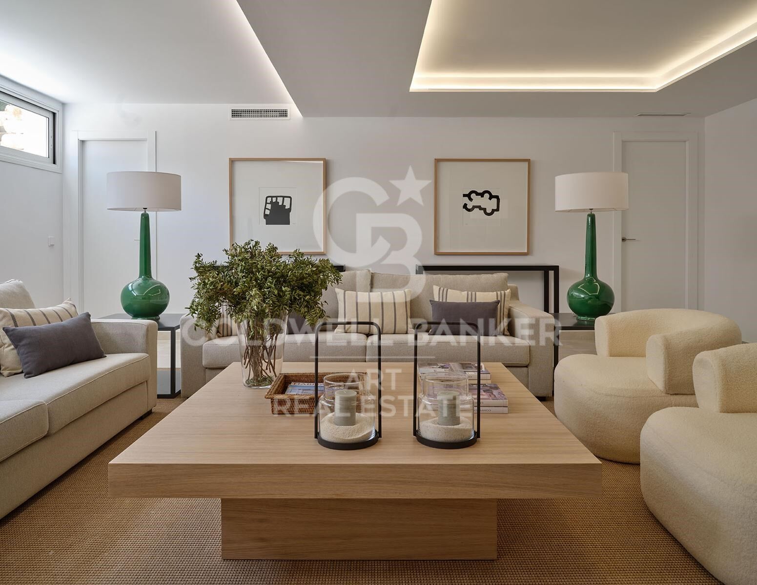 House à Marbella, Malaga, Espagne 5 chambres, 348 m2 No. 159534