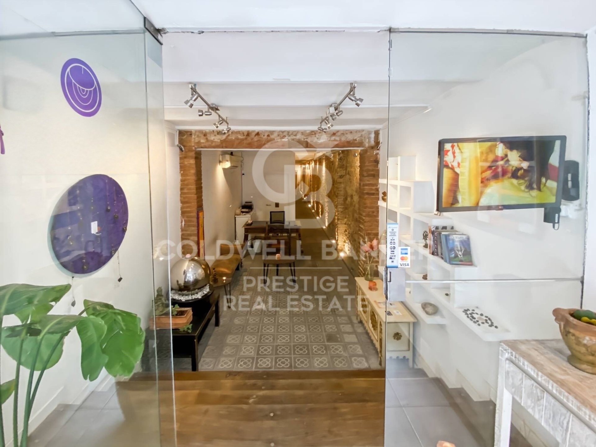 Commercial property à Barcelona, Espagne 153 m2 No. 159532