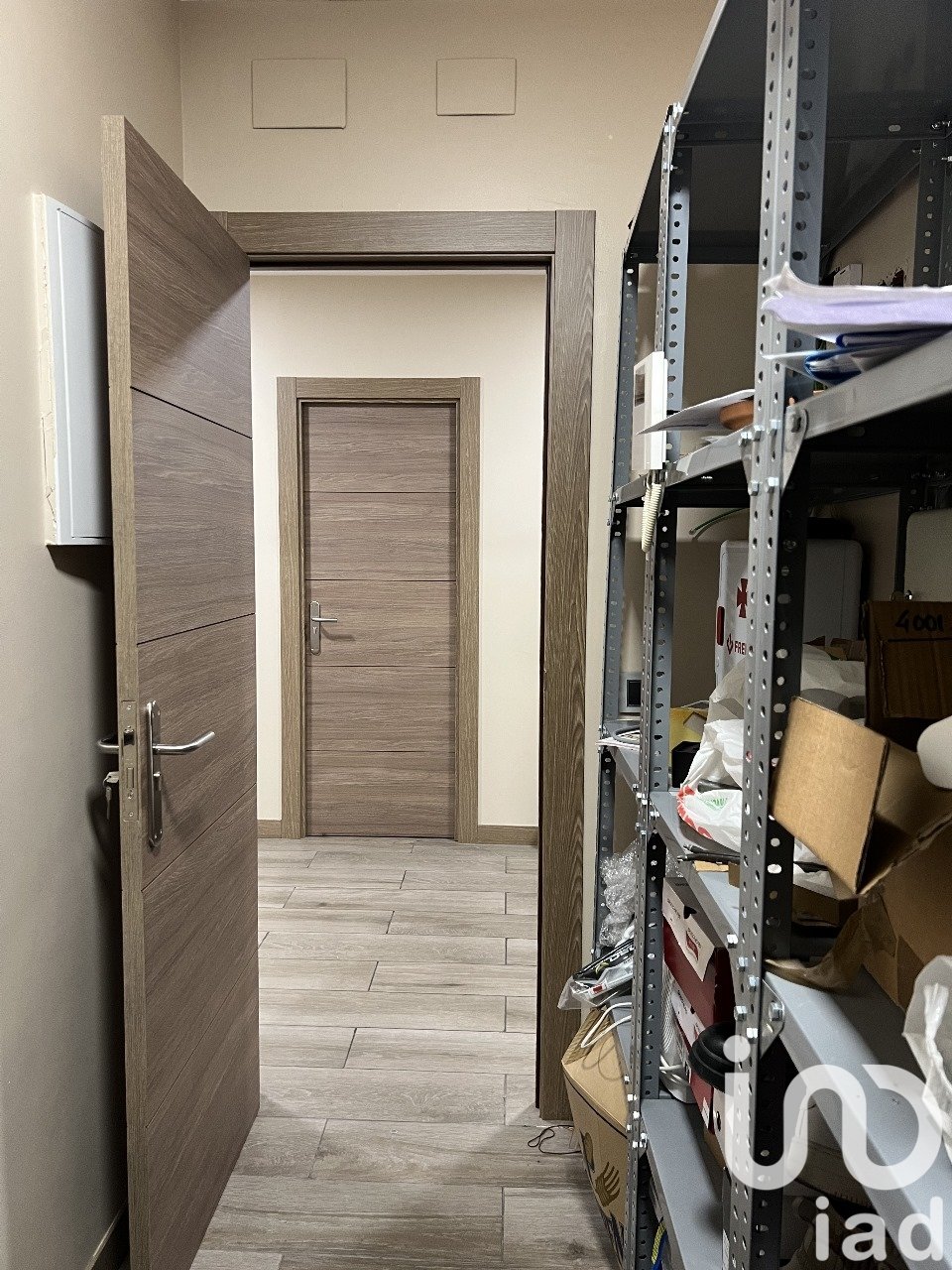 Commercial property à Alcala de Henares, Madrid, Espagne 452 m2 No. 152953