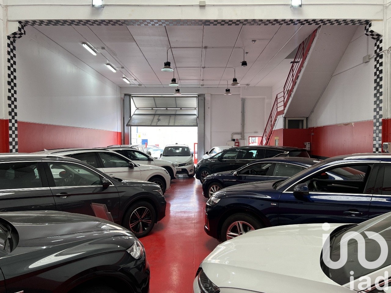 Commercial property à Alcala de Henares, Madrid, Espagne 452 m2 No. 152953