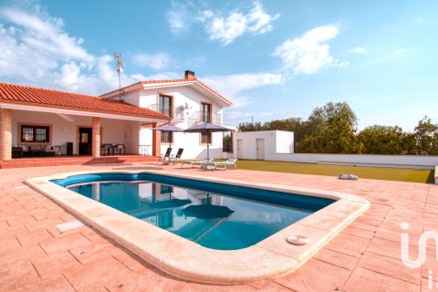 Casa a Albatera, Alicante, Spagna 5 camere da letto, 420 mq. N° 152952