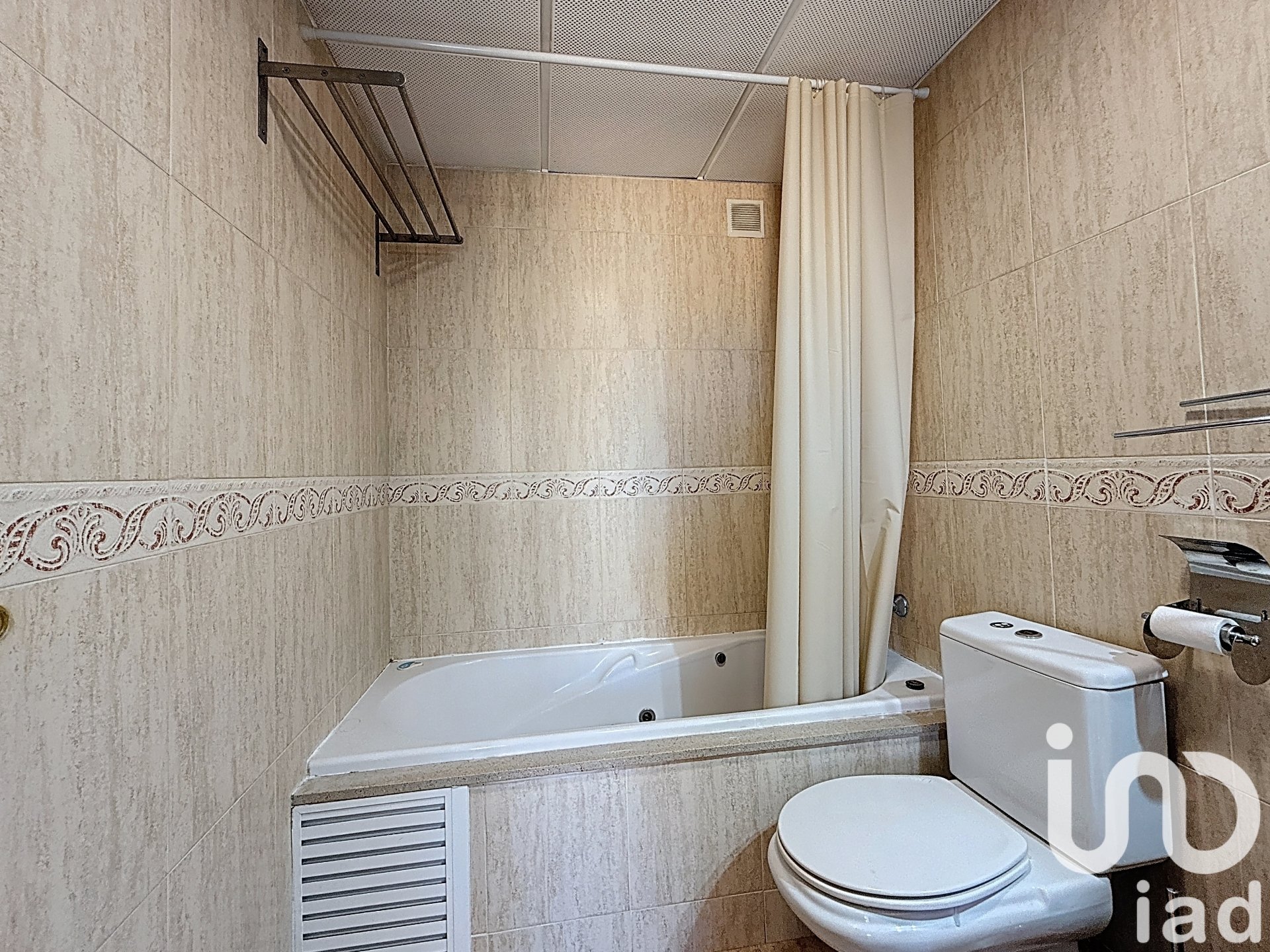 Tvåvåningslägenhet i Vilafranca Del Penedes, Barcelona, Spanien 2 sovrum, 93 kvm. Nr. 173346