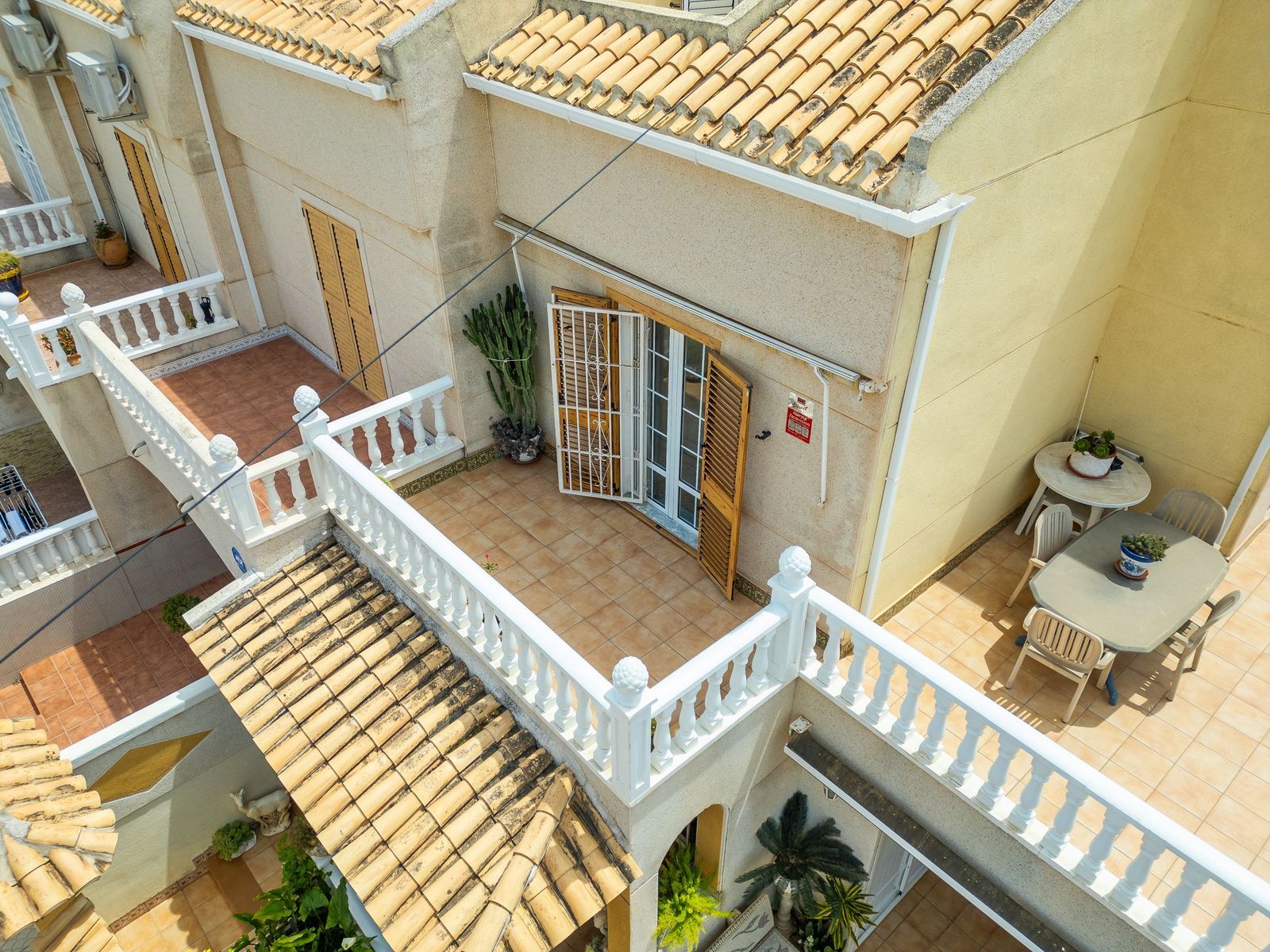 Māja Torrevieja, Alicante, Spānijā 244 m2 Nr. 181660