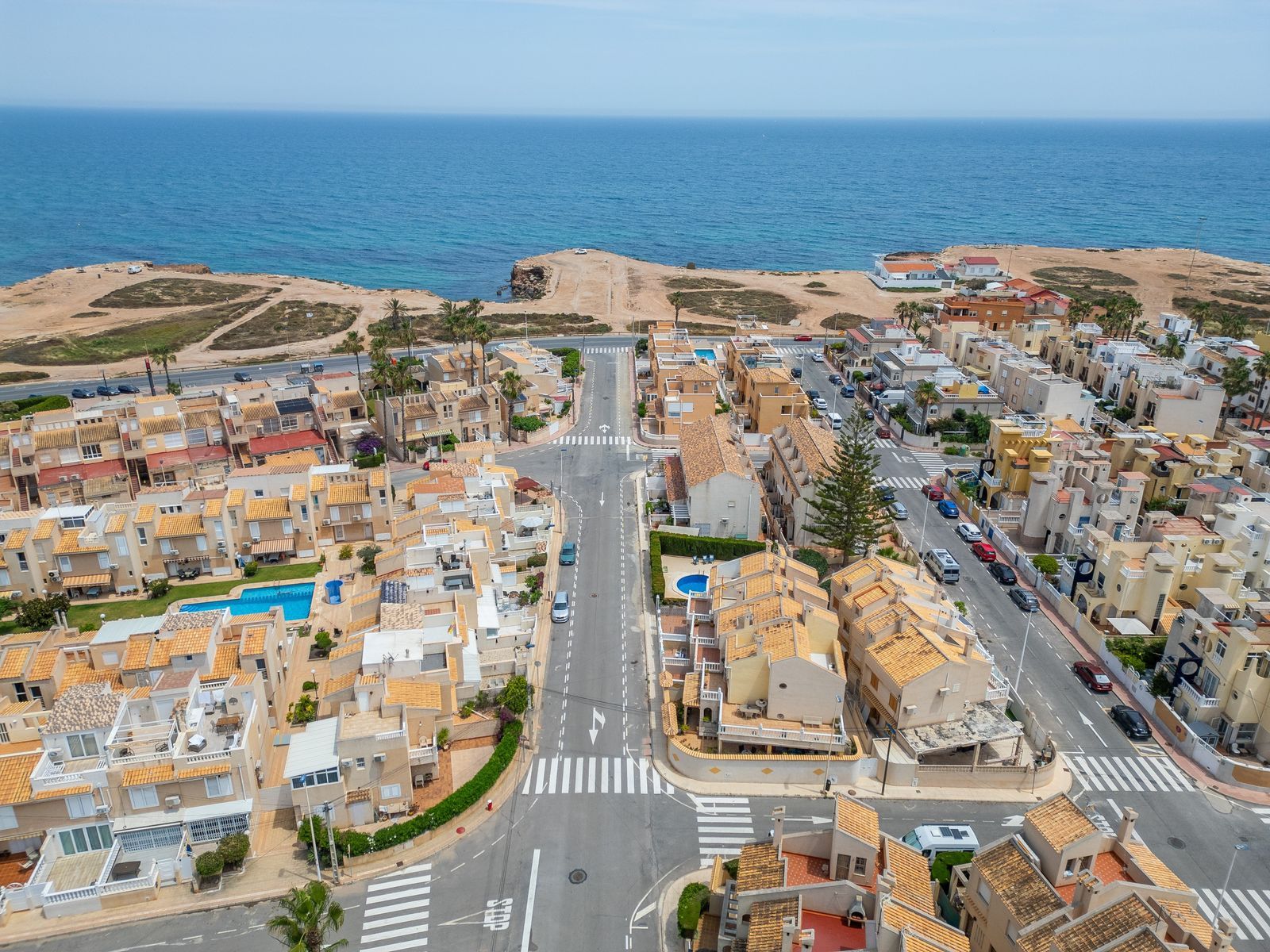 Māja Torrevieja, Alicante, Spānijā 244 m2 Nr. 181660