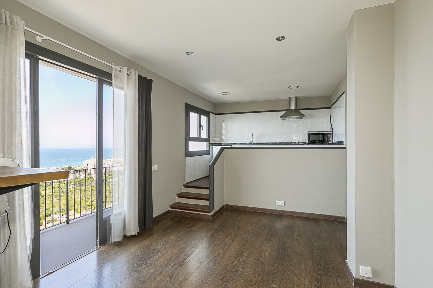 Hus i Sitges, Barcelona, Spanien 4 sovrum, 285 kvm. Nr. 161754
