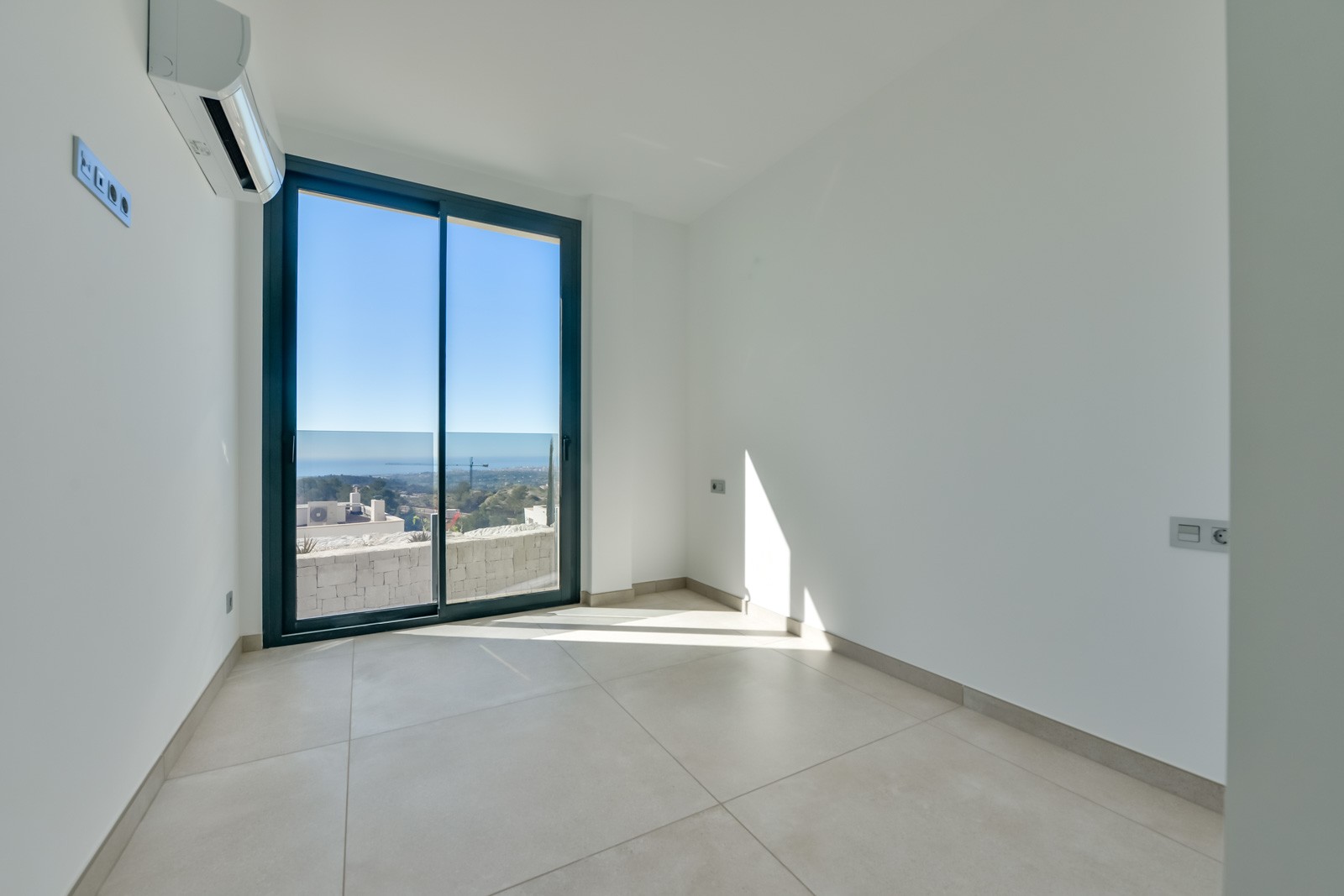 Villa en Benidorm, Alicante, España 8 dormitorios, 698 m2 No. 180802