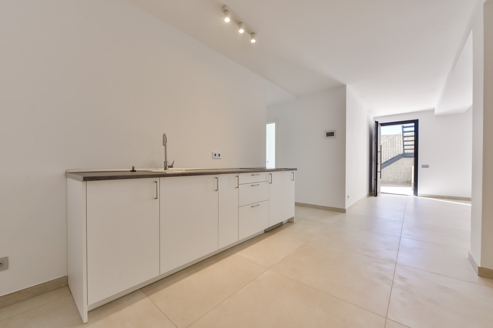 Villa en Benidorm, Alicante, España 8 dormitorios, 698 m2 No. 180802