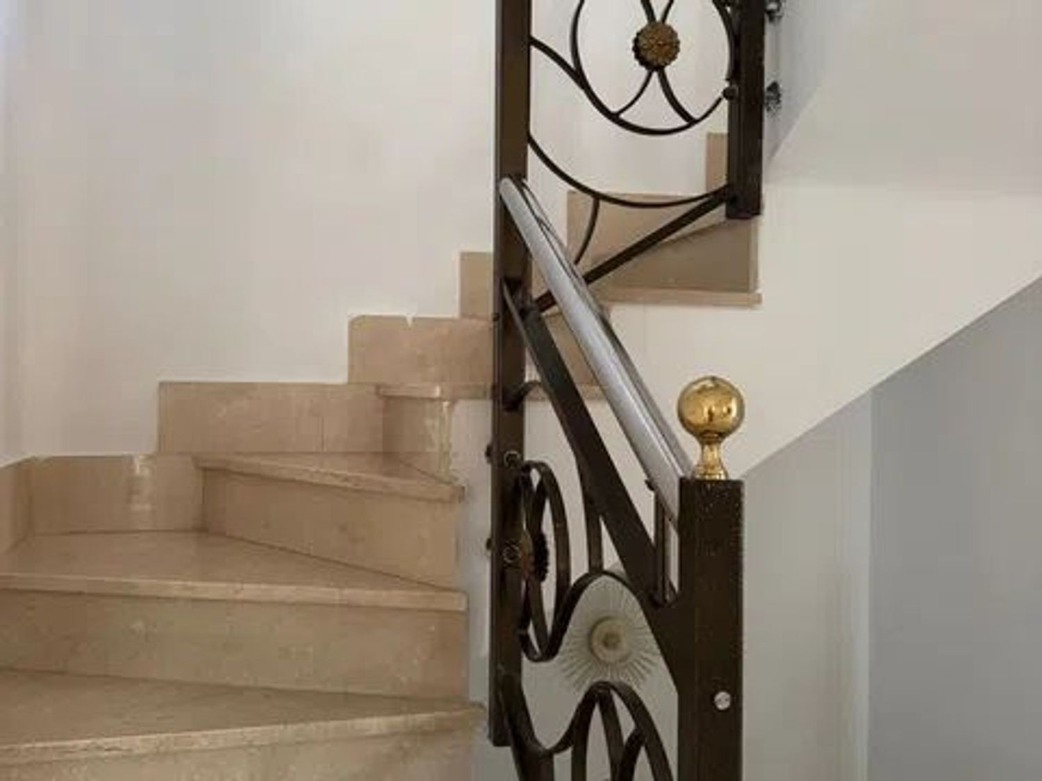 Villa in Alicante, Spain 3 bedrooms, 275 sq.m. No. 181001
